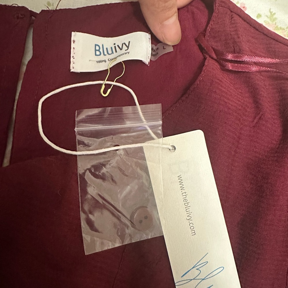 Blu ivy maroon swing dress with tie and ruffled bottom new with tag - Picture 7 of 7